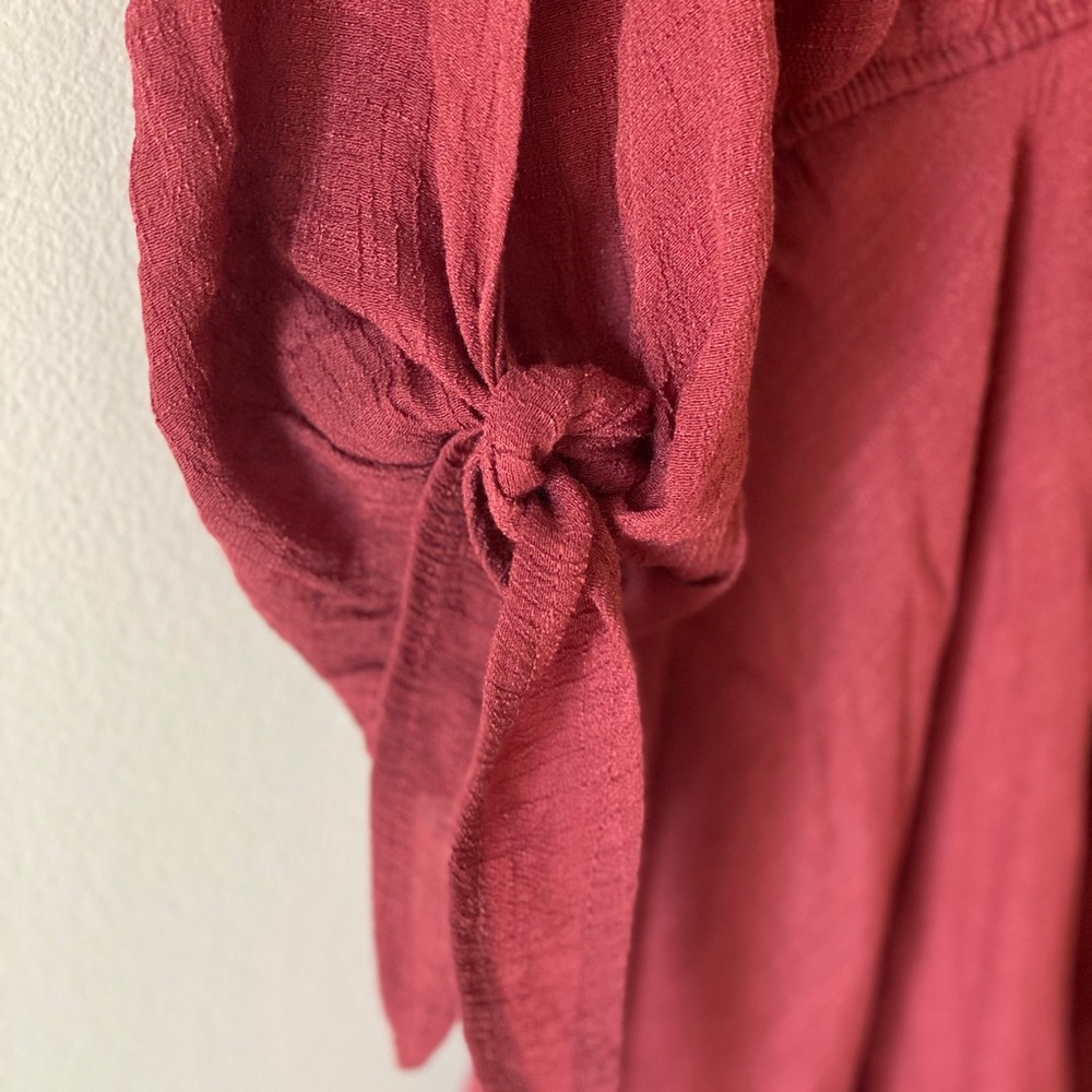 NWOT! Joyfolie Neveah Dress in Brick - Picture 8 of 13